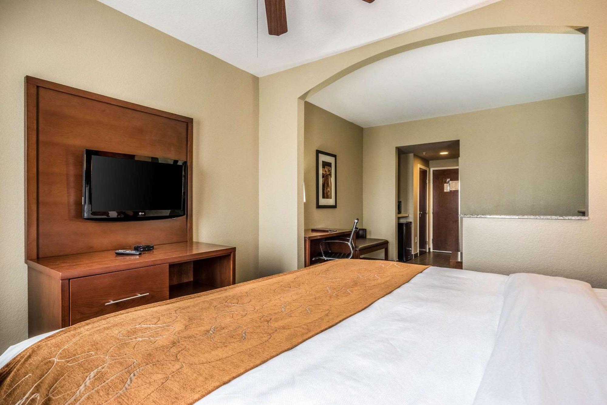 Comfort Suites Near Texas State University San Marcos Eksteriør billede