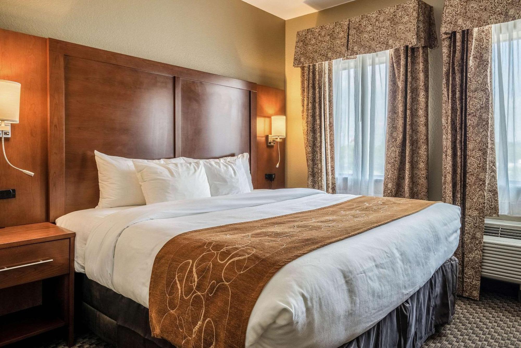 Comfort Suites Near Texas State University San Marcos Eksteriør billede